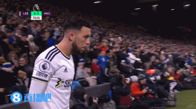 记者：利雅得新月希望签下萨拉赫，美职联的圣地亚哥也有意