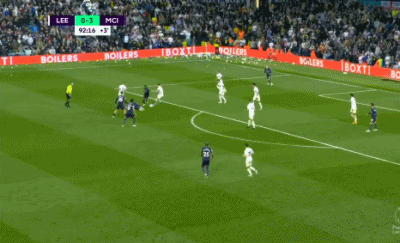 赫内斯支持废除50+1，拜仁球迷拉横幅反对：这是不可想象的