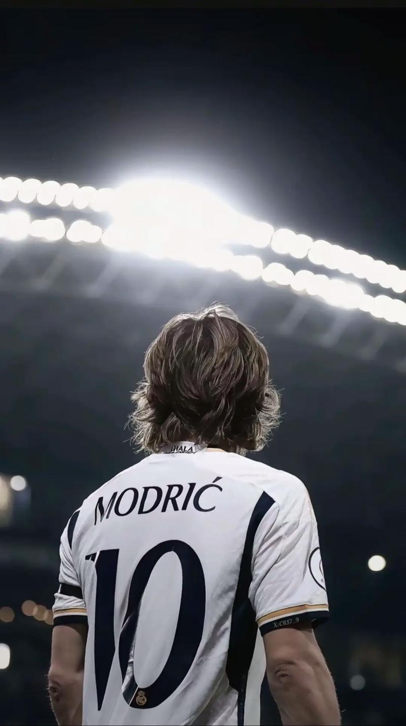 库普梅纳斯：我们想拿意杯冠军，但接下来要专注踢那不勒斯