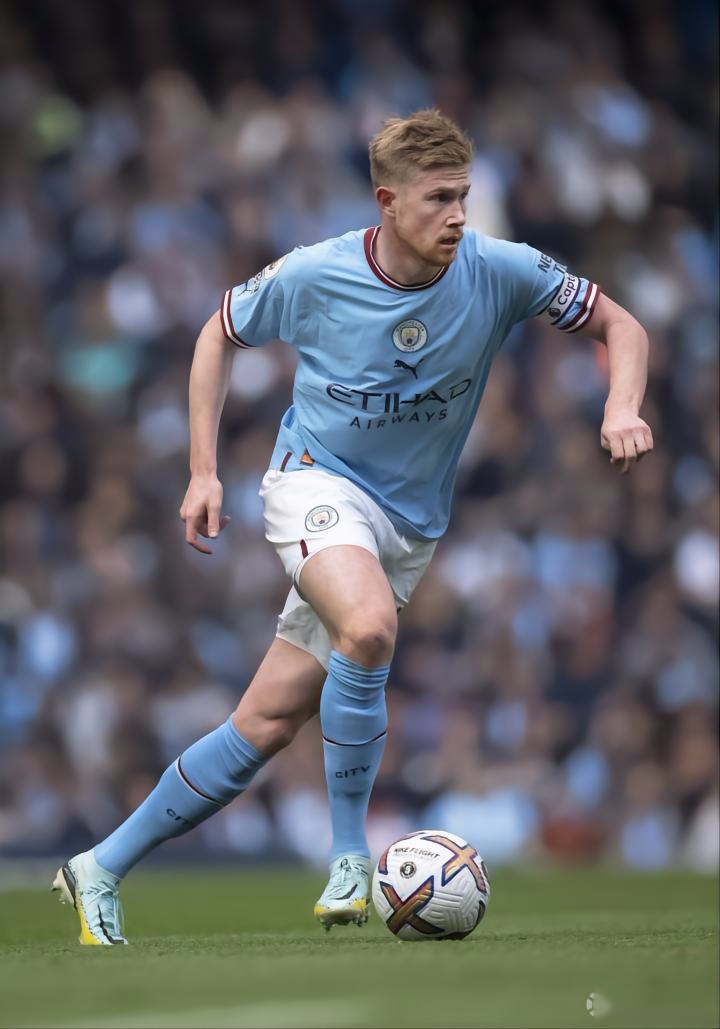 足球国足战术演练曝光，全队默契提升