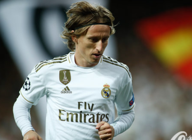 山东男篮内线优势明显